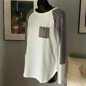 Staccato Long sleeve top small black and White